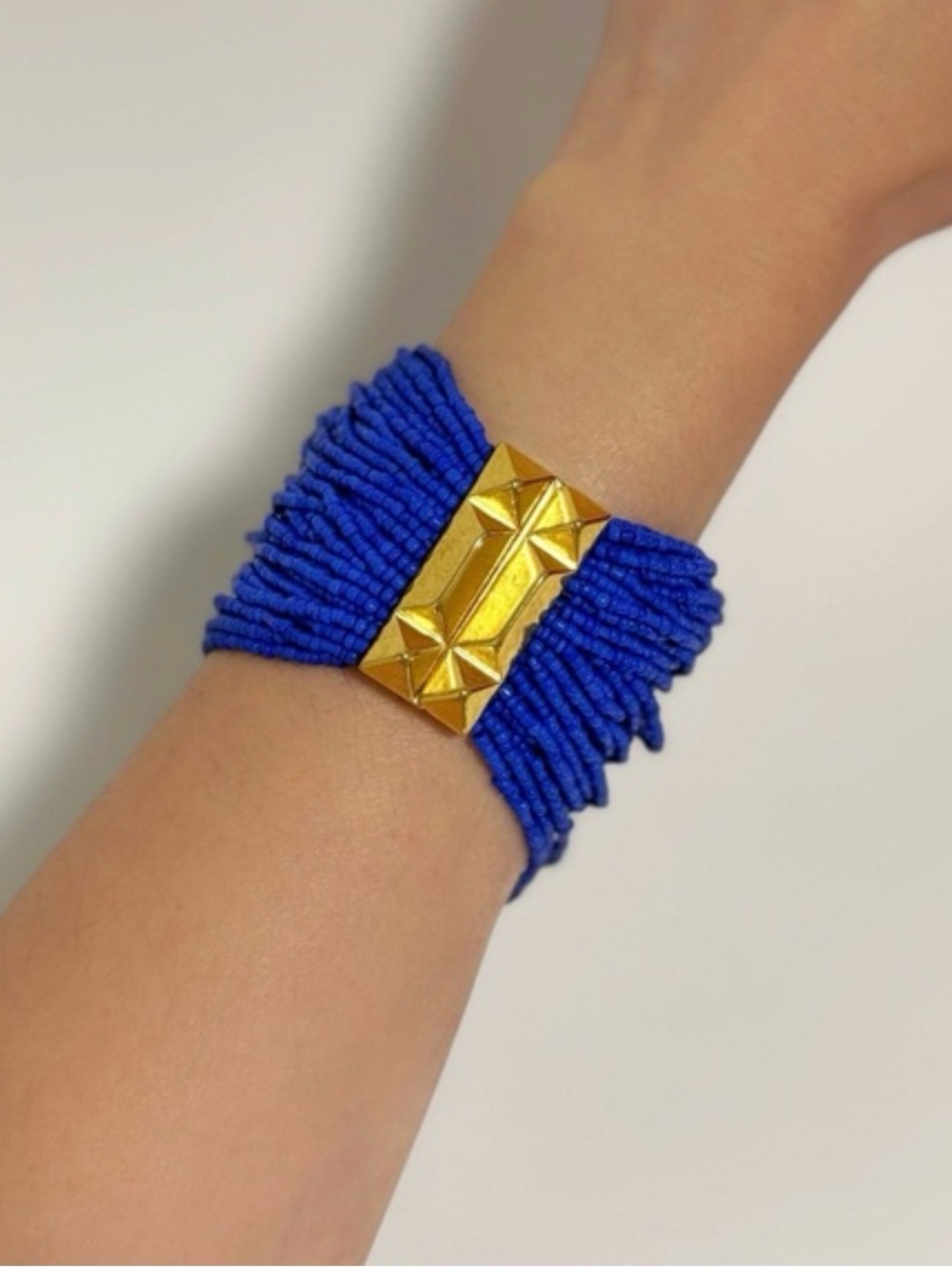 Vintage 90’s Statement Bracelet. BCBG MaxAzria. Blue beads with gold cuff